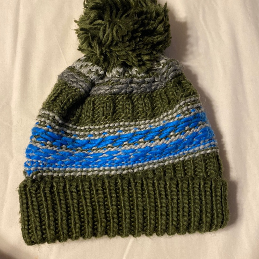 Place kids winter hat S/M(4-7) color green gray blue